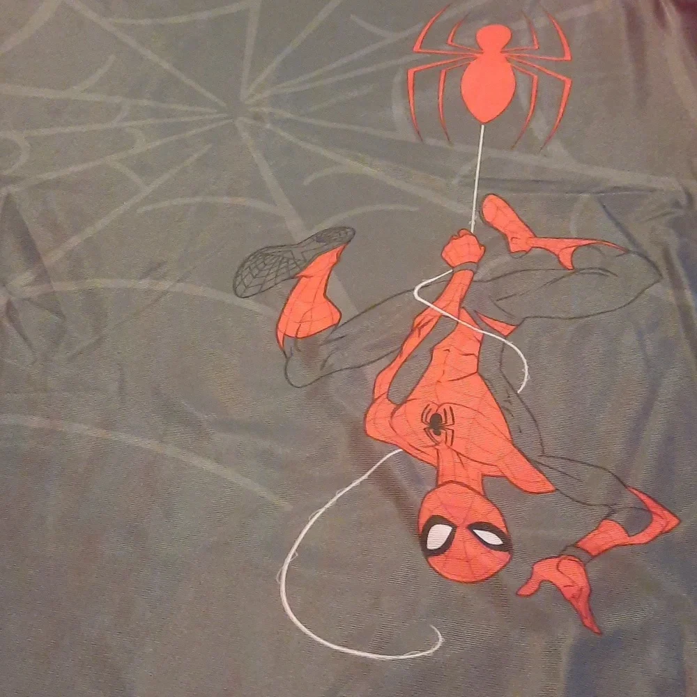 Spiderman swim shirt rashguard UPF 50+ boys size large
